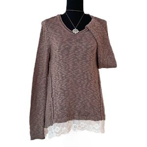 #66 HIPPIE ROSE ~ Lightweight Long Sleeve Taupe Knit Crew Sweater w/Lace Hemline